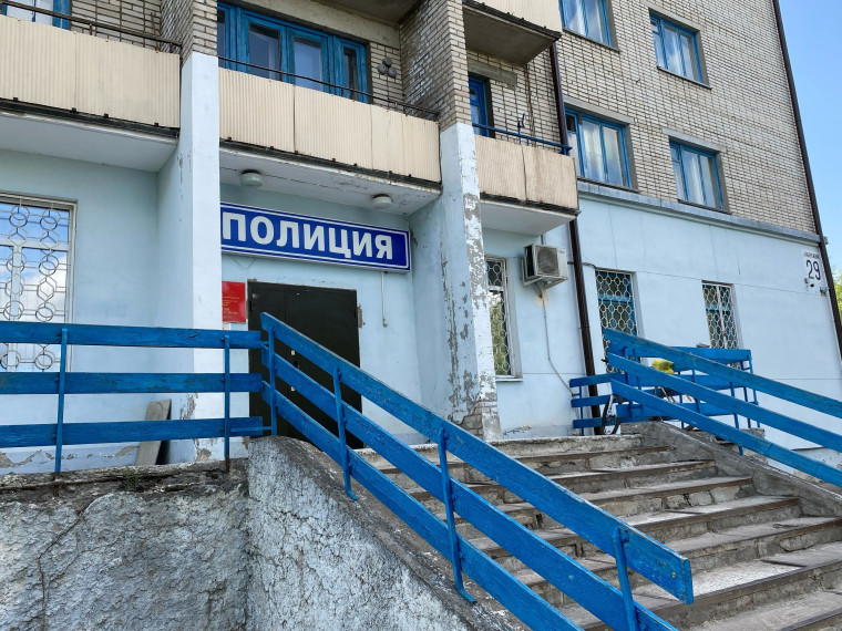 ОМВД России по Вельскому району приглашает на День открытых дверей. В актовом зале отдела МВД России по Вельскому району 23 мая в 15:00 по адресу: ул. Набережная, д. 29 состоится День открытых дверей для желающих поступить на службу.. ОМВД России по Вельскому району приглашает на День открытых дверей. В актовом зале отдела МВД России по Вельскому району 23 мая в 15:00 по адресу: ул. Набережная, д. 29 состоится День открытых дверей для желающих поступить на службу..