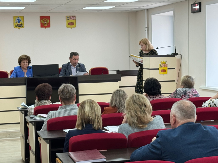 В мае в районной администрации состоялось очередное заседание Общественного совета Вельского района.. В мае в районной администрации состоялось очередное заседание Общественного совета Вельского района..
